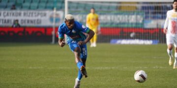 Rizespor, evinde Kayserispor’u farklı yendi!