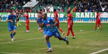 Rizespor, geriden gelerek Gaziantep FK’yı mağlup etti!