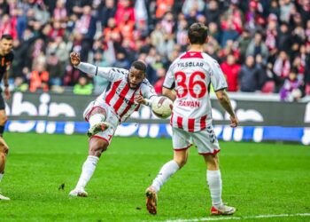 Samsunspor, Ankaragücü’ne acımadı!