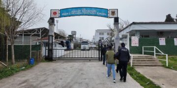 Sinop’ta çeşitli suçlardan aranan 5 kişi yakalandı!