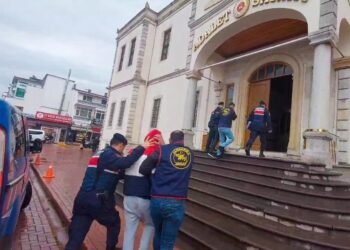 Sinop’ta hırsızlık şüphelisi 3 kişi gözaltına alındı!