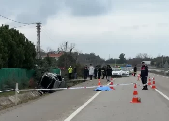 Sinop’ta takla atan otomobilde 1 kişi öldü 2 kişi yaralandı!