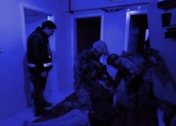 Elebaşılığını Serdar Alp’in yaptığı suç örgütü çökertildi