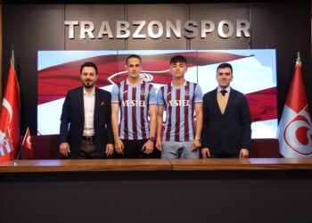 Trabzonspor altyapıdan 2 oyuncusu ile sözleşme imzaladı!
