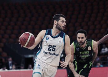 Türk Telekom, evinde TOFAŞ’a takılmadı!