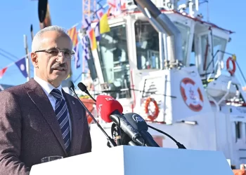 Uraloğlu duyurdu: Limanlarda elleçlenen yük miktarında rekor