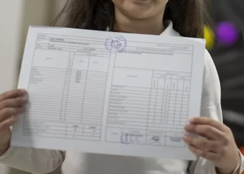 MEB açıkladı: Öğrencilere yeni karneler dağıtılacak