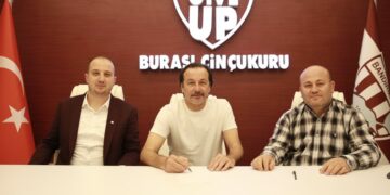 Yusuf Şimşek Bandırmaspor ile anlaştı!
