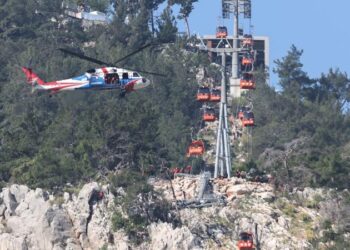 Bakan Yerlikaya: 24 kabindeki 174 kişi tahliye edilmiştir
