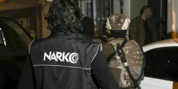 “NARKOÇELİK-10” operasyonlarında 250 zehir taciri ve sokak satıcısı yakalandı
