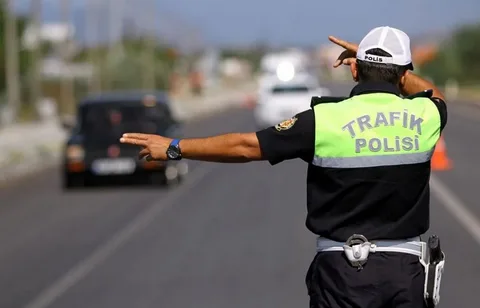 Bayram tatilinin 6 gununde meydana gelen trafik kazalarinin aci bilancosu habermeydan