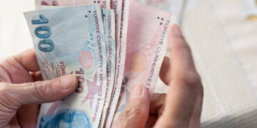 Emeklilerin bayram ikramiye ödemeleri bugün başlıyor