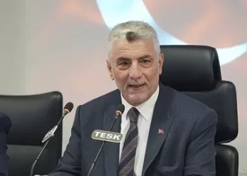 Bakan Bolat: Esnaf ve ticaret aktörlerinin sorunlarını gidermek için çalışıyoruz