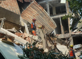 Tayvan’da 7,4 büyüklüğünde deprem