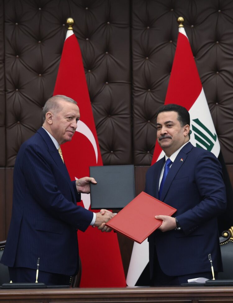 Turkiye ile Irak arasinda 26 anlasma imzalandi habermeydan
