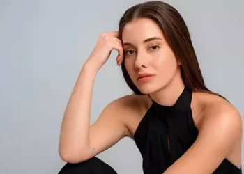 Yalı Çapkını’nın Suna’sı Beril Pozam kimdir? Hangi dizilerde oynadı?