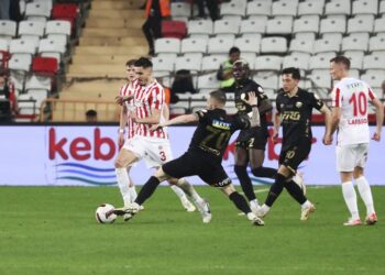 Antalyaspor ile Ankaragücü puanları paylaştı!