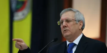 Aziz Yıldırım, Fenerbahçe’nin Süper Kupa kararını eleştirdi!