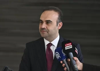 Bakan Kacır açıkladı: Ekonomimizi güçlendirmek için daha fazla gayret göstereceğiz