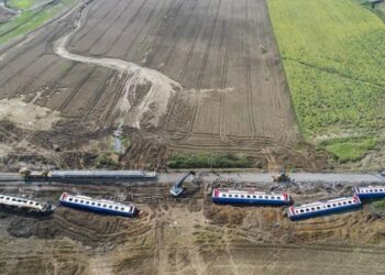 Çorlu tren kazasından altı yıl sonra kamu görevlilerine hapis cezası Çorlu tren kazasından altı yıl sonra kamu görevlilerine hapis cezası