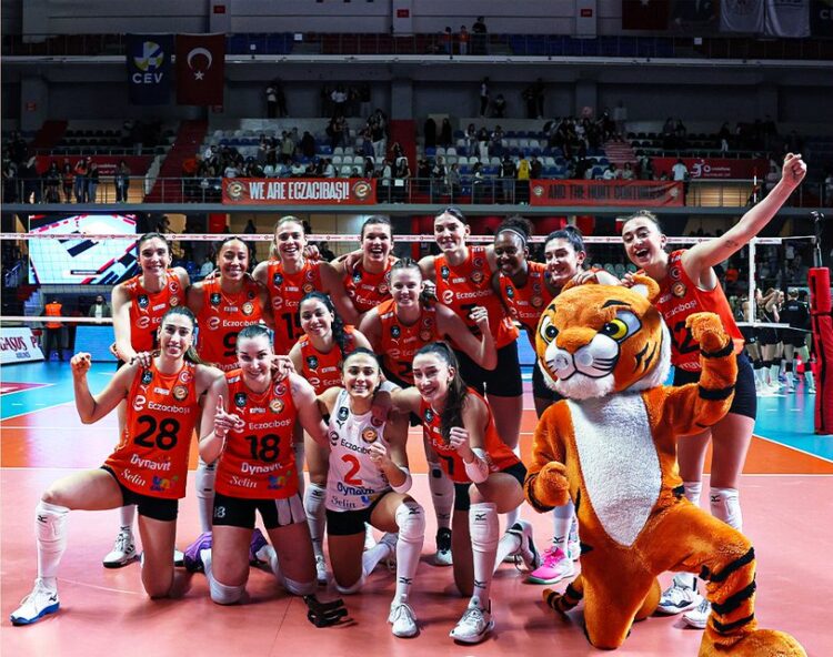 eczacibasi dynavit vakifbank i devirip seride one gecti habermeydan e1711999894503