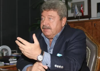 Eski bakan Mehmet Ali Yılmaz evinde ölü bulundu