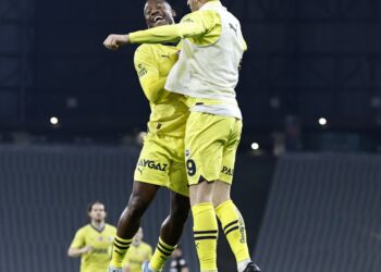 Fenerbahçe, Karagümrük karşısında hata yapmadı!