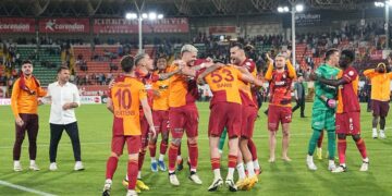 Galatasaray, Alanyaspor deplasmanında fark yarattı!