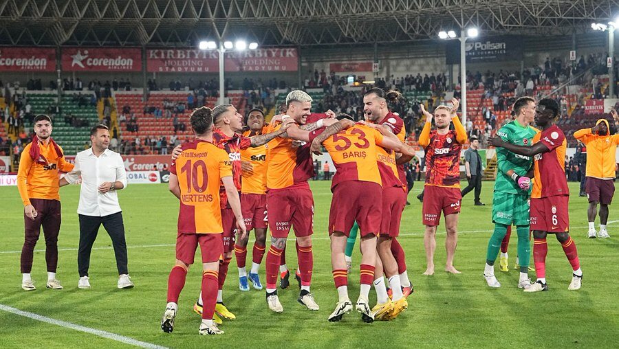 galatasaray alanyaspor deplasmaninda fark yaratti habermeydan 4 e1713211370781