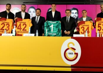 Galatasaray’da 5 yıldız sözleşme yeniledi!