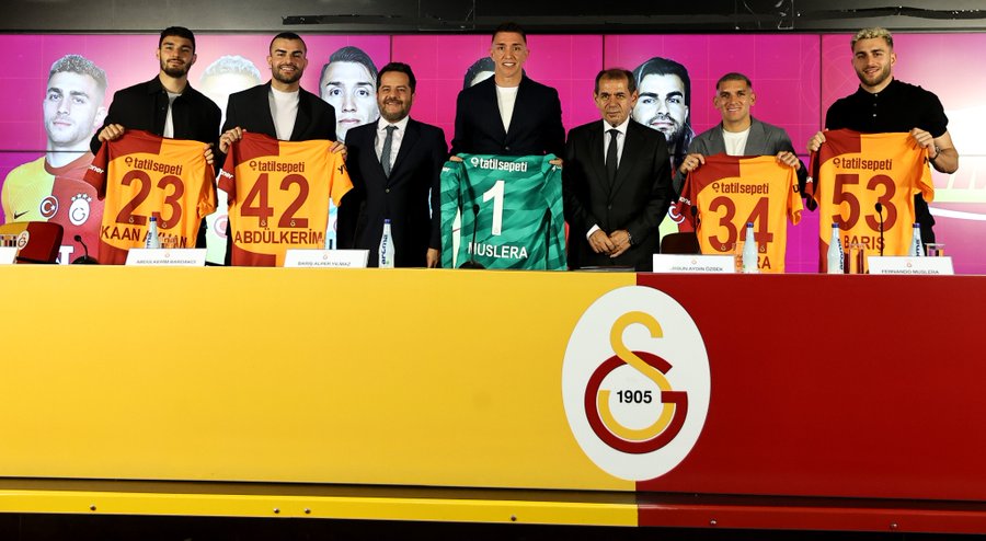 galatasaray da 5 yildiz sozlesme yeniledi habermeydan