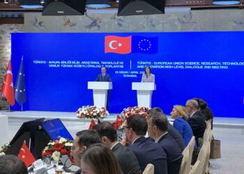 Bakan Kacır’dan AB’ye vize muafiyeti ile ilgili açıklama