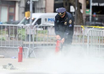 Trump’ın yargılandığı mahkemenin önünde kendini yakan kişi yaşamını yitirdi