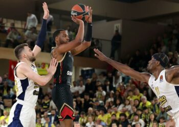 Monaco, Fenerbahçe Beko’yu yenip seriyi eşitledi!