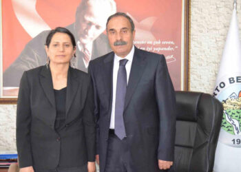 Muş Varto’nun yeni Belediye Başkanı mazbatasını aldı!