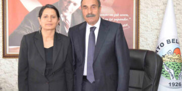 Muş Varto’nun yeni Belediye Başkanı mazbatasını aldı!