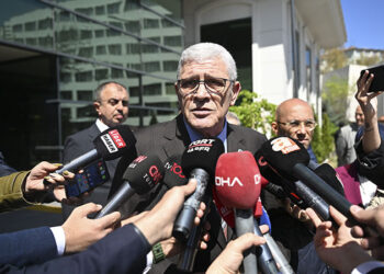 Müsavat Dervişoğlu açıkladı: Akşener’in hayır duasını aldım