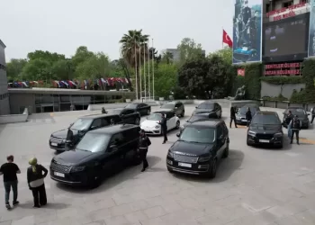 İstanbul’da lüks otomobil operasyonu!