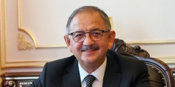 Bakan Özhaseki açıkladı: Evlerimizi hak sahiplerine etap etap teslim ediyoruz