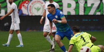 Rizespor, evinde Antalyaspor’u rahat yendi!