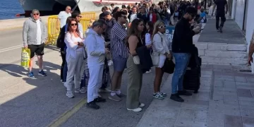 Türk turistler Rodos Adasına akın etti