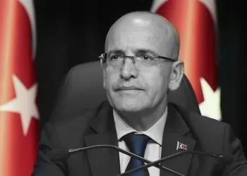 Bakan Şimşek, sıkı para politikası mesajı verdi