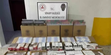 Sinop polisi tarafından 250 bin 800 adet makaron ele geçirildi!