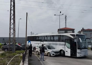 Sinop’ta gerçekleşen zincirleme trafik kazasında 1 kişi yaralandı!