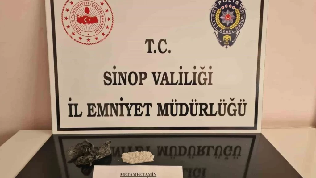 sinop ta supheli sahsin uzerinden uyusturucu cikti habermeydan