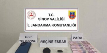 Sinop Türkeli’de durdurulan otobüste reçine esrar ele geçirildi!