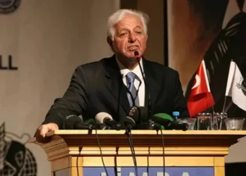 Spor basınının duayen ismi Togay Bayatlı yaşamını yitirdi!