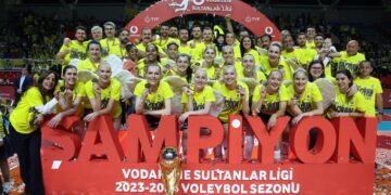Sultanlar Ligi’nin şampiyonu Fenerbahçe Opet!