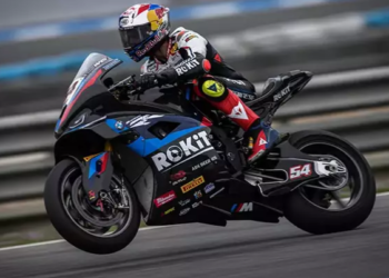 Toprak Razgatlıoğlu, Hollanda’daki ikinci yarışında birinci oldu!