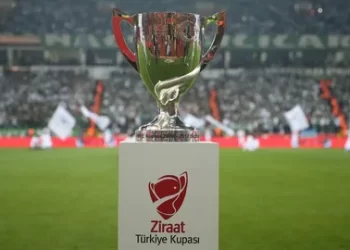 Türkiye Kupası'nda yarı final maçlarının hakemleri açıklandı! Türkiye Kupası’nda yarı final maçlarının hakemleri açıklandı!